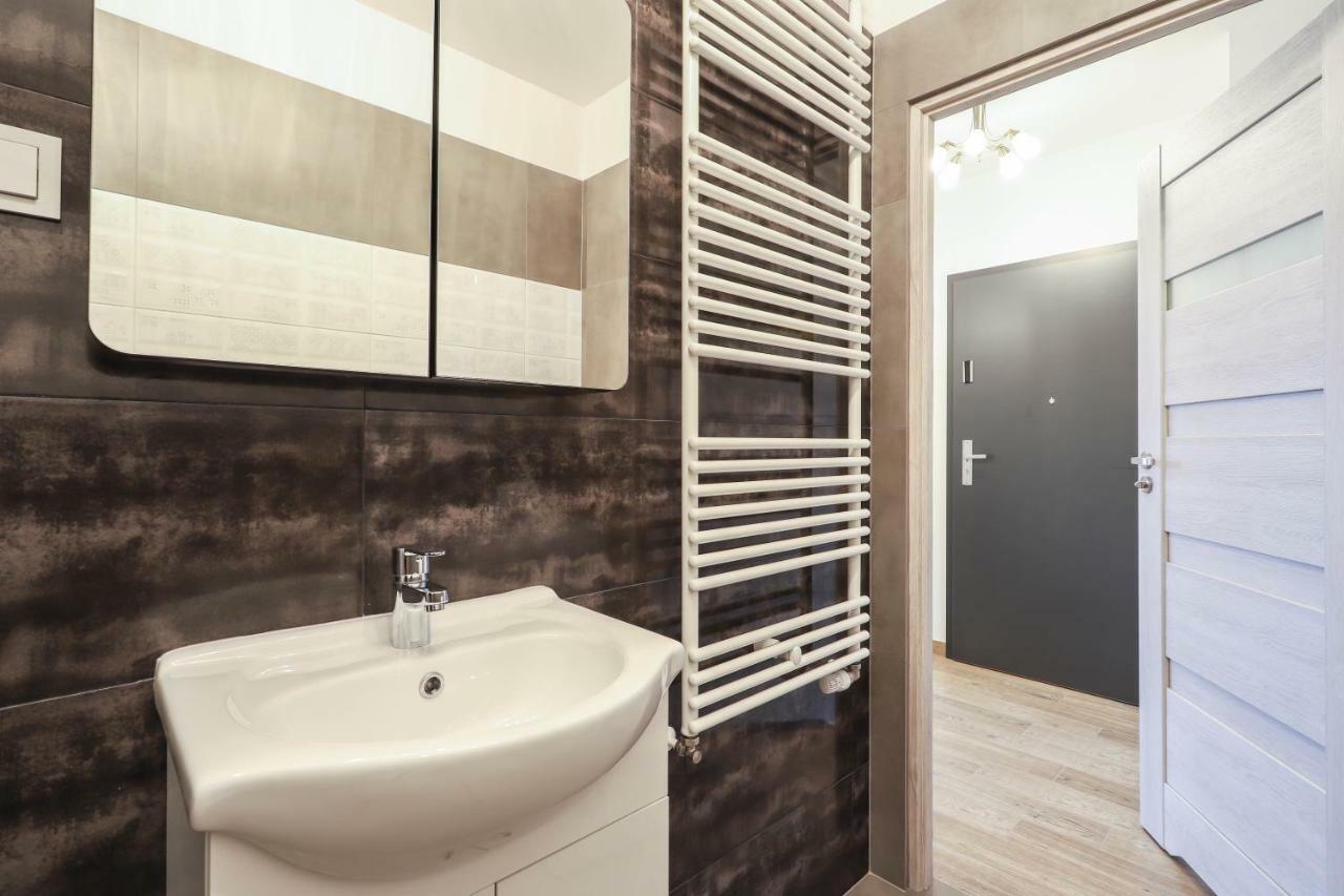 Darna Apartamenty Avena 4 Poznań Esterno foto