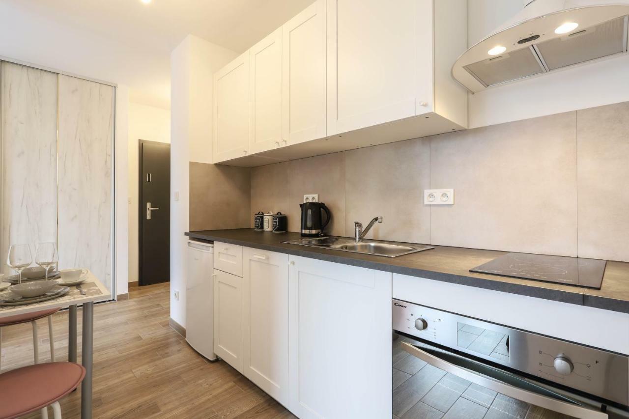 Darna Apartamenty Avena 4 Poznań Esterno foto