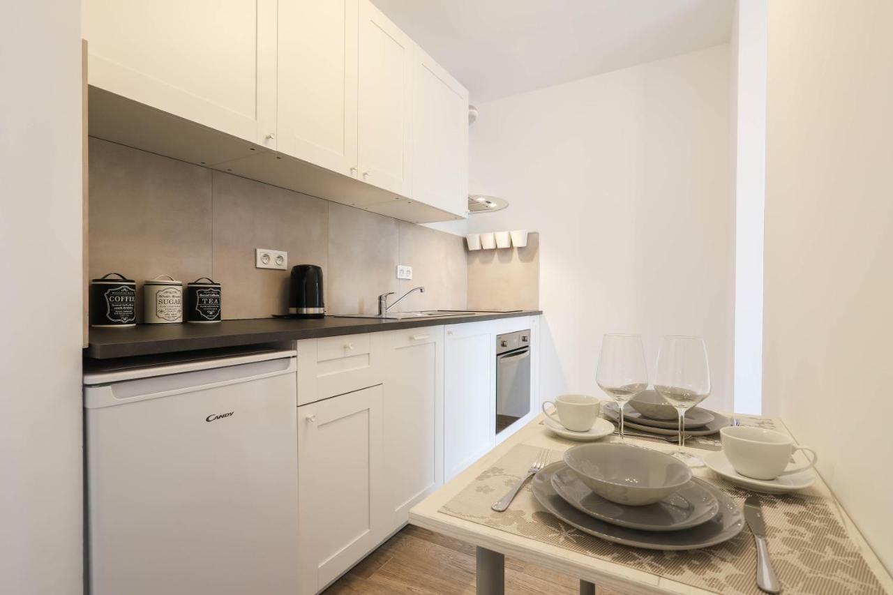 Darna Apartamenty Avena 4 Poznań Esterno foto
