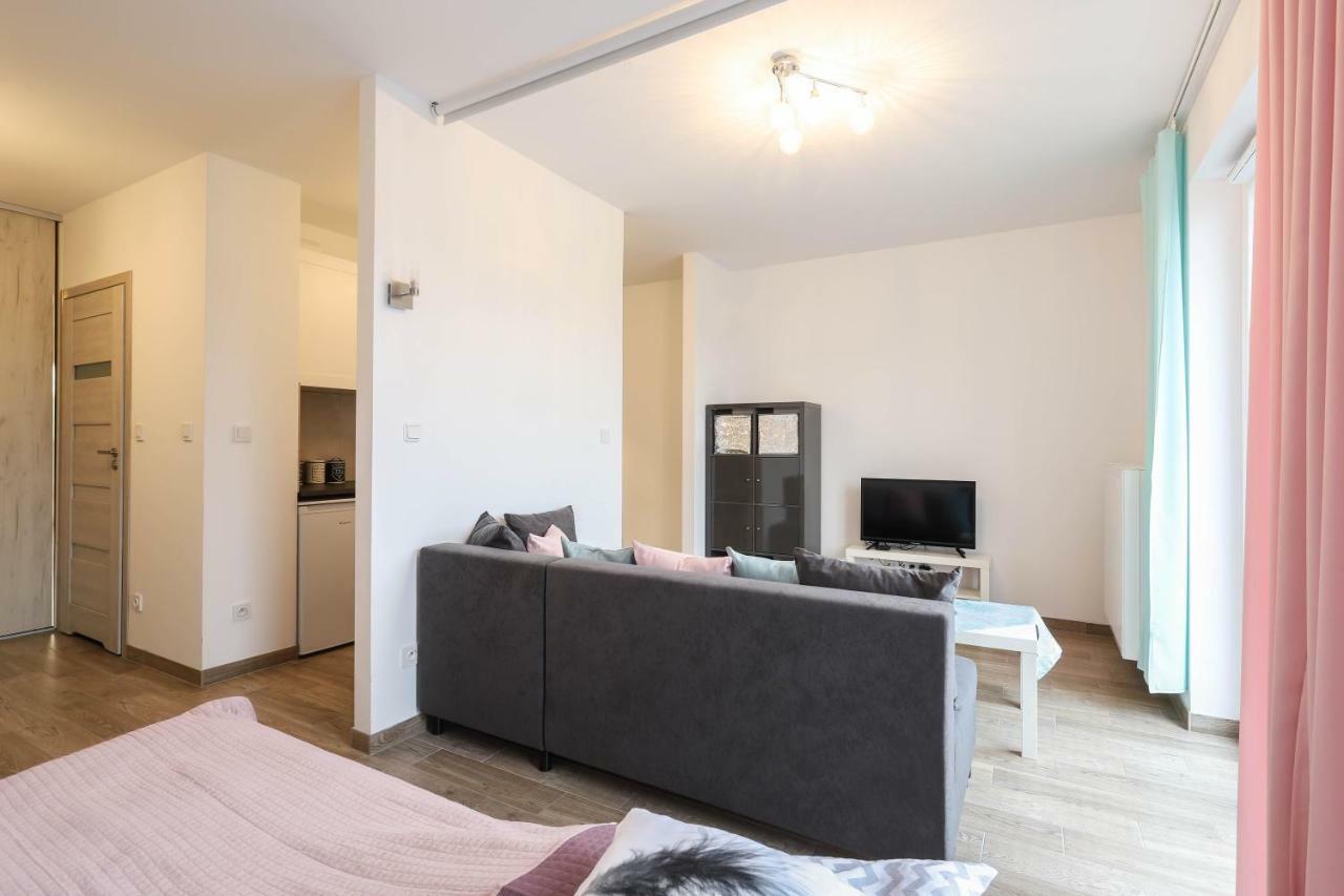 Darna Apartamenty Avena 4 Poznań Esterno foto